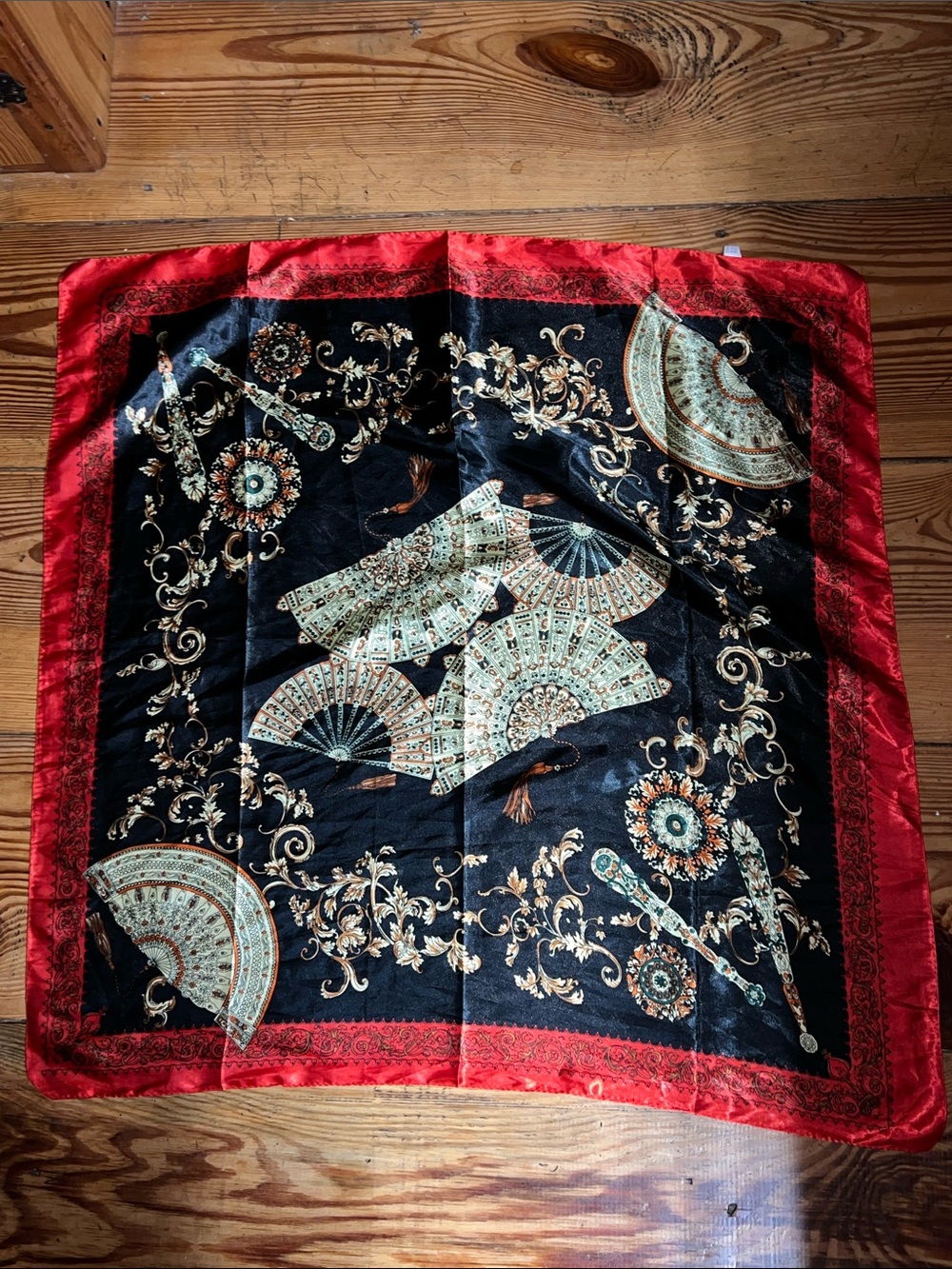 Large Fan Print Polyester Scarf Black Gold Red